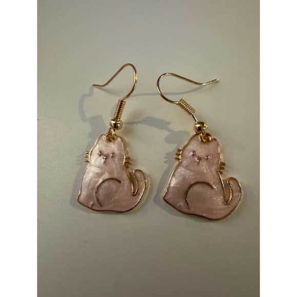 Pink Cat Earrings GoldTone Kitty Kitten Dangle Drop Earrings Women's Jewelry - Picture 1 of 3